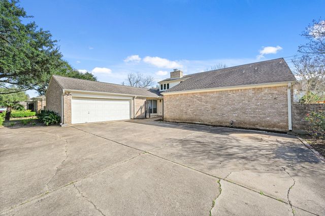 2807 Glenn Lakes Lane, Missouri City, TX 77459
