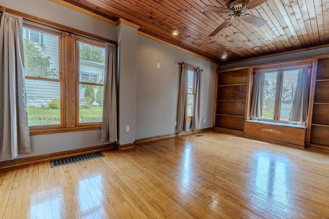 403 1st Street, Baraboo, WI 53913