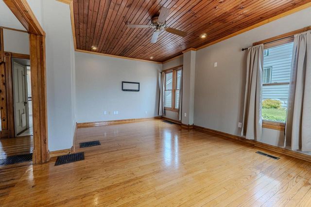 403 1st Street, Baraboo, WI 53913