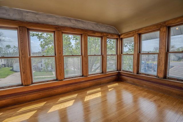 403 1st Street, Baraboo, WI 53913