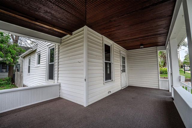 403 1st Street, Baraboo, WI 53913
