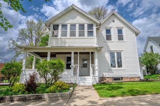 403 1st Street, Baraboo, WI 53913