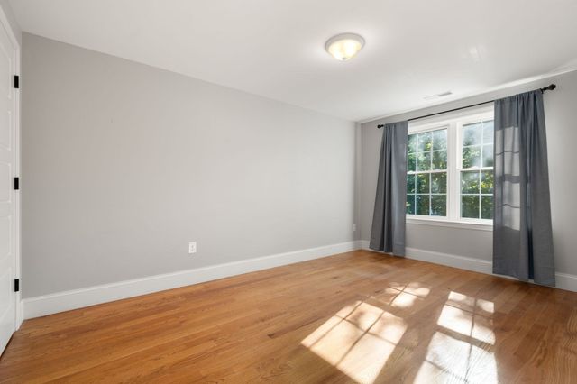34 Park St 34, Arlington, MA 02474