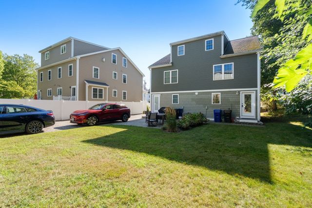 34 Park St 34, Arlington, MA 02474