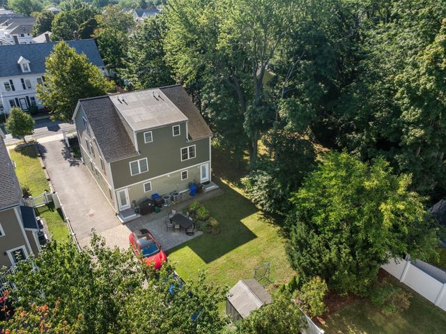 34 Park St 34, Arlington, MA 02474