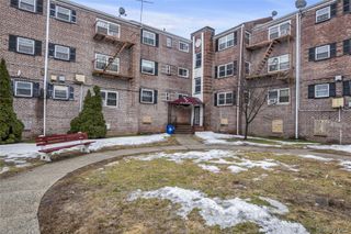 111-01 66th Road 3B, Forest Hills, NY 11375