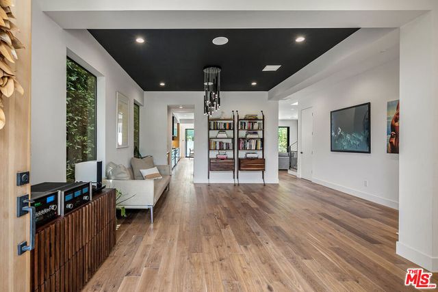 1037 Palms Boulevard, Venice, CA 90291