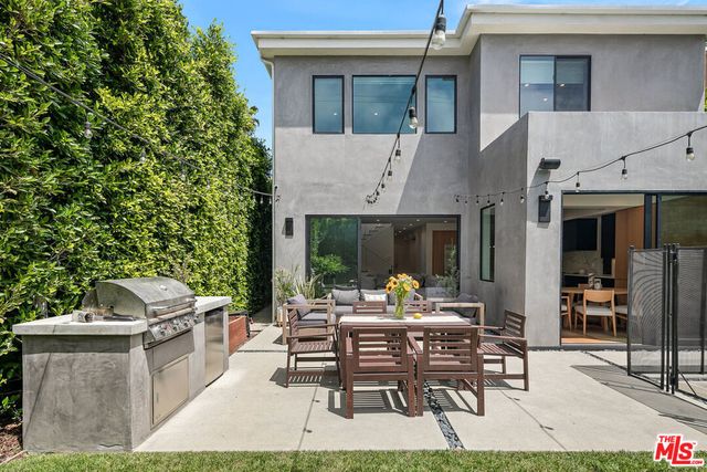 1037 Palms Boulevard, Venice, CA 90291