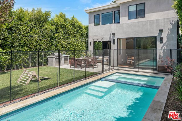 1037 Palms Boulevard, Venice, CA 90291