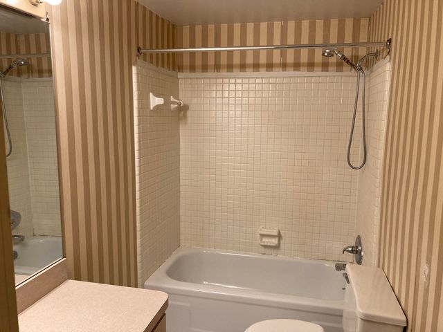 5065 Crooks 49, Royal Oak City, MI 48073