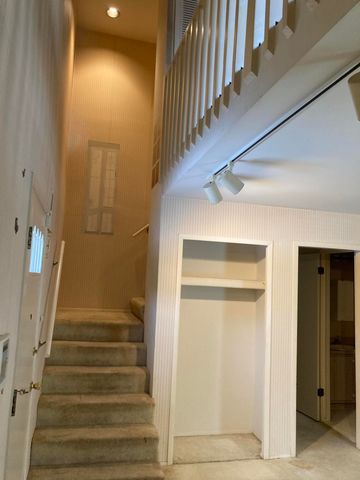 5065 Crooks 49, Royal Oak City, MI 48073