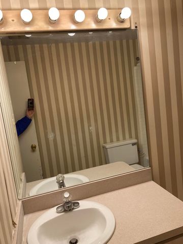 5065 Crooks 49, Royal Oak City, MI 48073