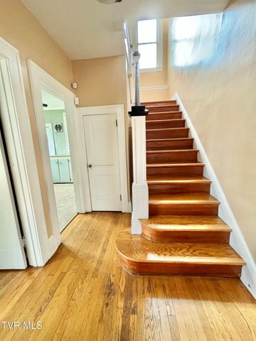 835 Highland Avenue, Bristol, VA 24201