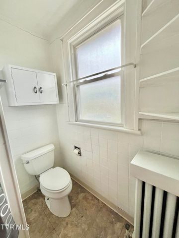 835 Highland Avenue, Bristol, VA 24201