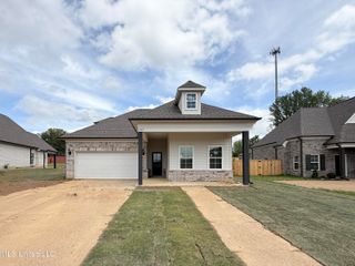 6322 Acorn Way, Walls, MS 38680