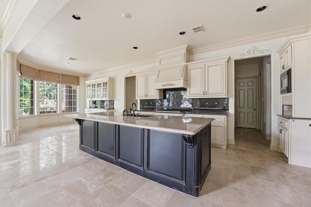 5511 Regal Landing Drive, Houston, TX 77345