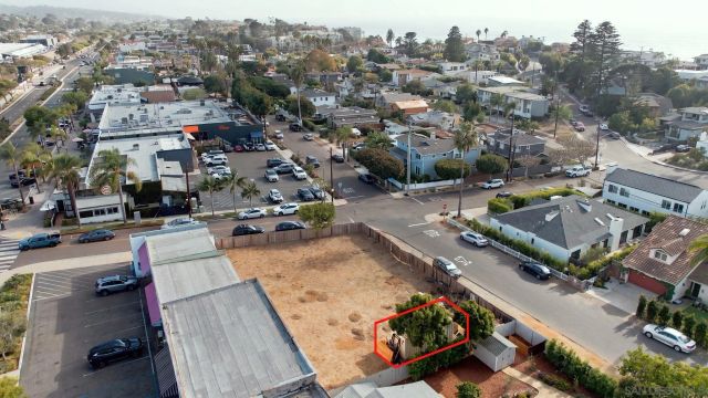 312 N Acacia Ave, Solana Beach, CA 92075