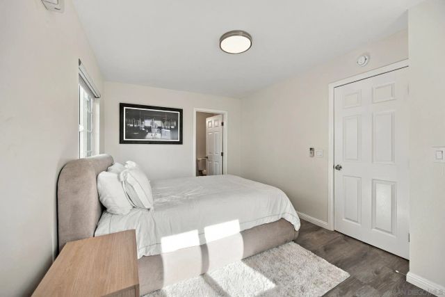 312 N Acacia Ave, Solana Beach, CA 92075