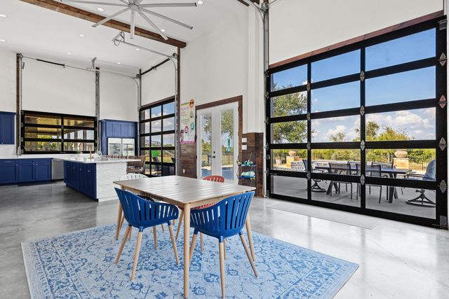 1124 County Road 301, Elgin, TX 78621