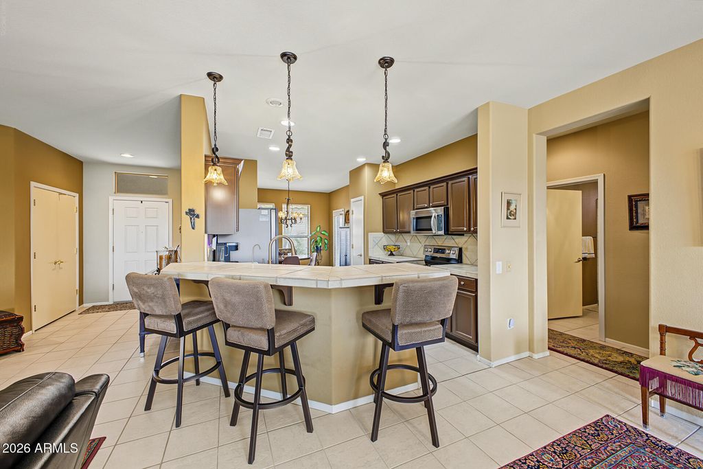 18101 N KEY ESTRELLA Drive, Surprise, AZ 85374 — photo 3