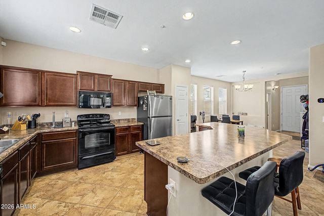 3306 E MEADOWVIEW Drive, Gilbert, AZ 85298