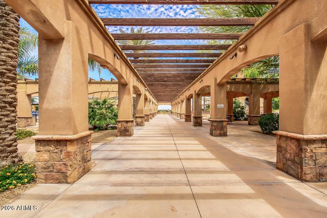 3306 E MEADOWVIEW Drive, Gilbert, AZ 85298
