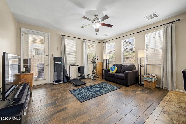 3306 E MEADOWVIEW Drive, Gilbert, AZ 85298