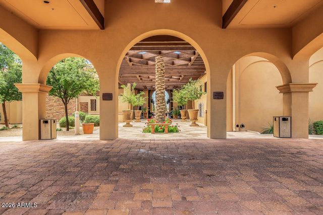 3306 E MEADOWVIEW Drive, Gilbert, AZ 85298