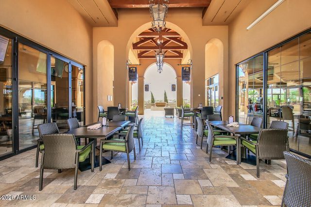3306 E MEADOWVIEW Drive, Gilbert, AZ 85298