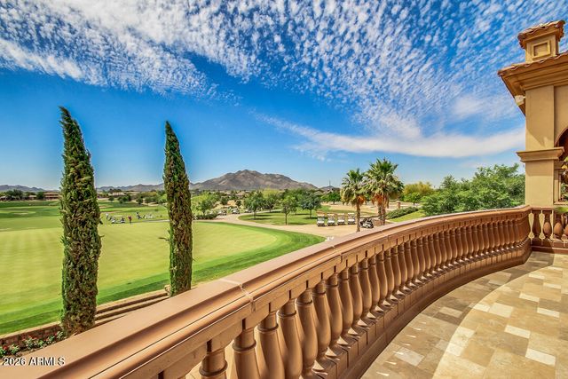 3306 E MEADOWVIEW Drive, Gilbert, AZ 85298