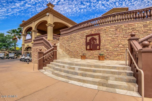3306 E MEADOWVIEW Drive, Gilbert, AZ 85298