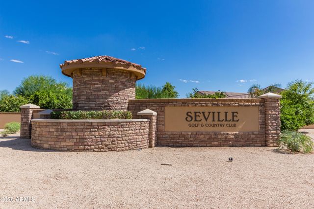 3306 E MEADOWVIEW Drive, Gilbert, AZ 85298