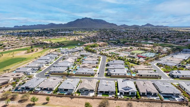 3306 E MEADOWVIEW Drive, Gilbert, AZ 85298