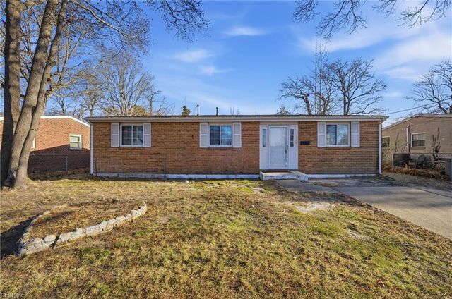 1924 Zinzer RD, Hampton, VA 23663