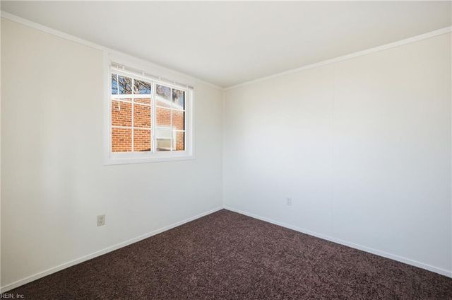 1924 Zinzer RD, Hampton, VA 23663