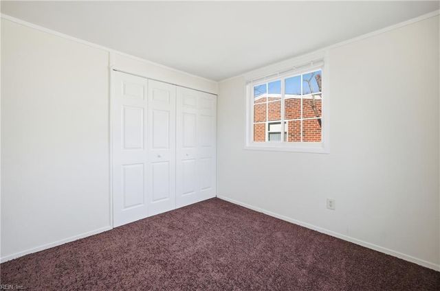 1924 Zinzer RD, Hampton, VA 23663