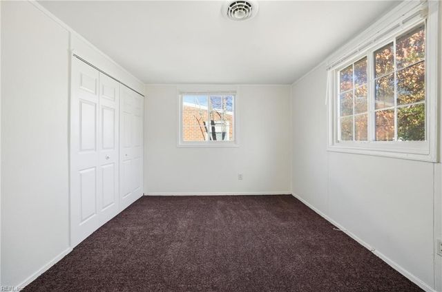 1924 Zinzer RD, Hampton, VA 23663