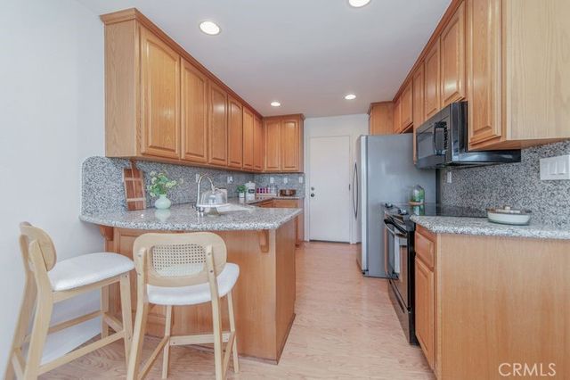 6011 E Montefino, Anaheim, CA 92807
