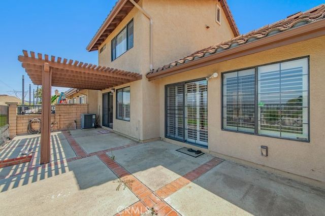 6011 E Montefino, Anaheim, CA 92807