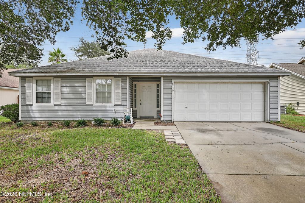 12119 CANCUN Drive, Jacksonville, FL 32225