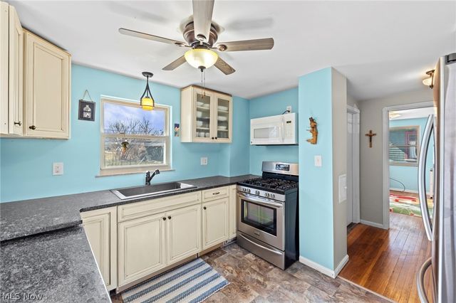 4115 Sheraton Drive, Parma, OH 44134