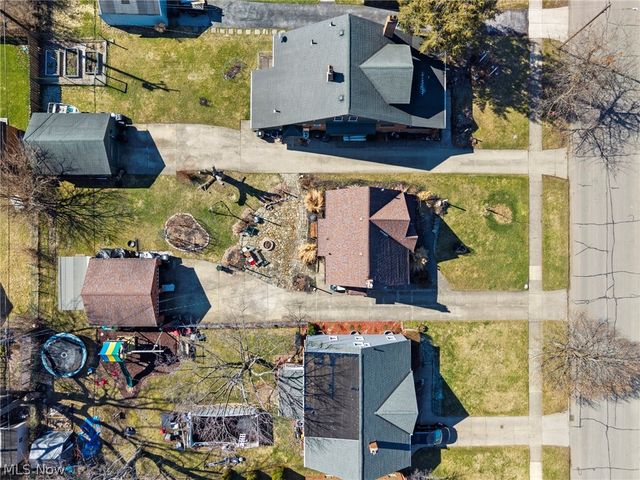 4115 Sheraton Drive, Parma, OH 44134