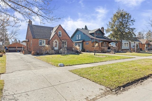 4115 Sheraton Drive, Parma, OH 44134