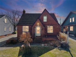 4115 Sheraton Drive, Parma, OH 44134