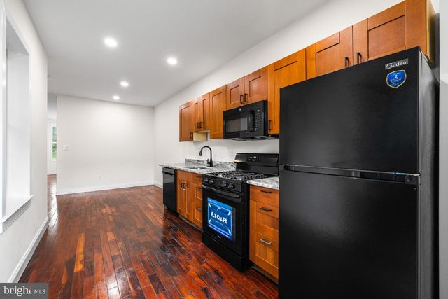 2822 FREDERICK AVE, Baltimore, MD 21223