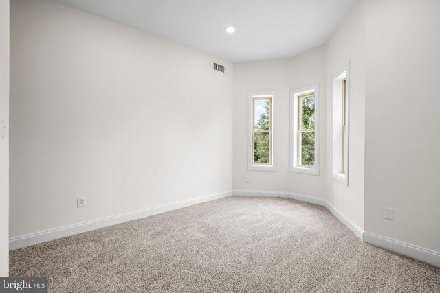 2822 FREDERICK AVE, Baltimore, MD 21223