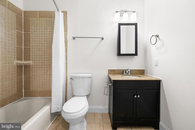 2822 FREDERICK AVE, Baltimore, MD 21223