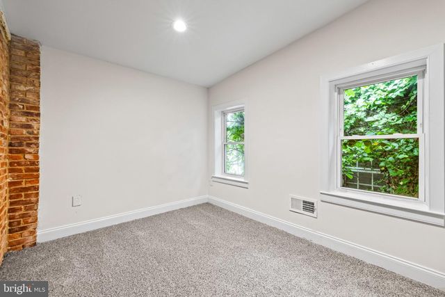 2822 FREDERICK AVE, Baltimore, MD 21223