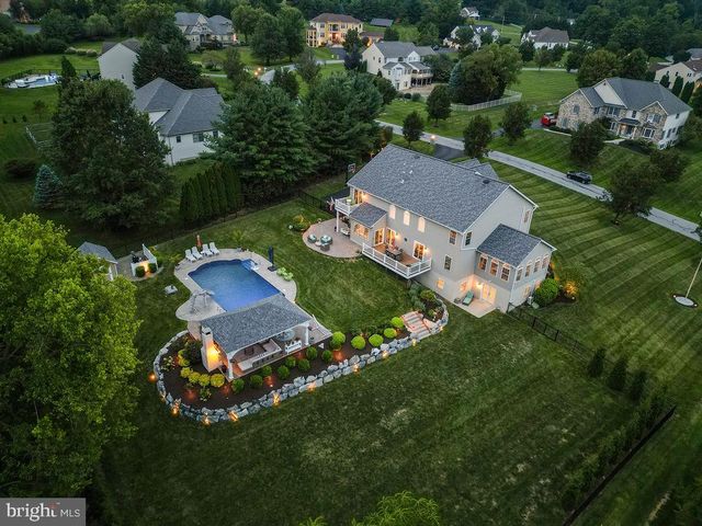 54 GLEN OLEY DR, Reading, PA 19606