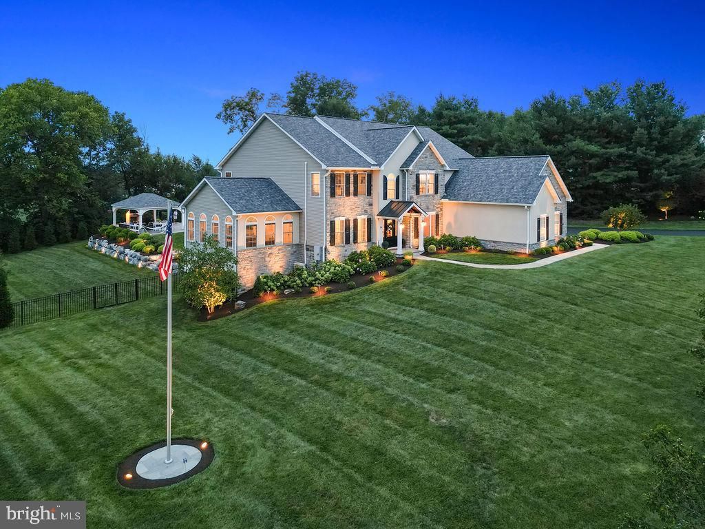 54 GLEN OLEY DR, Reading, PA 19606